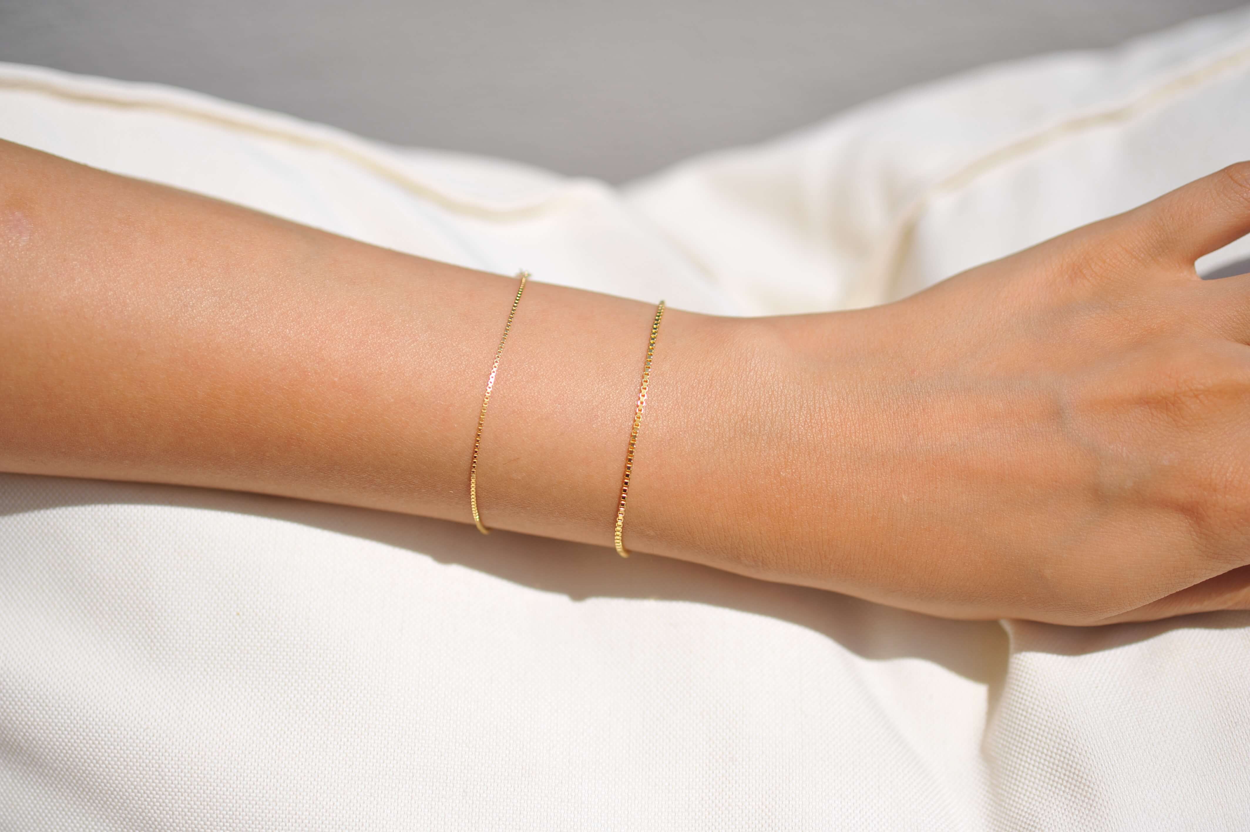 14K Gold Box Chain Bracelet